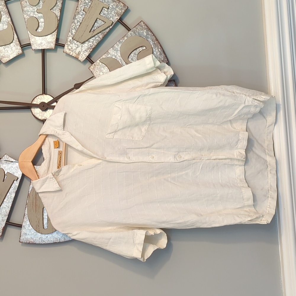 The Haverno Co men's shirt